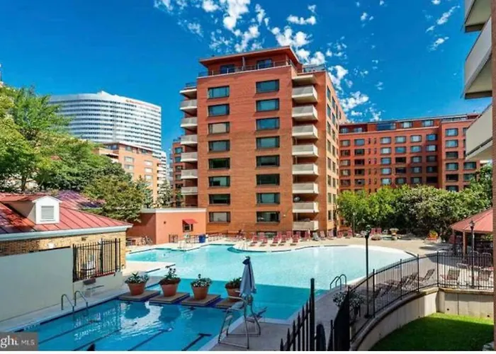 One Bedroom Apartment For Rent, 4 Sleeper