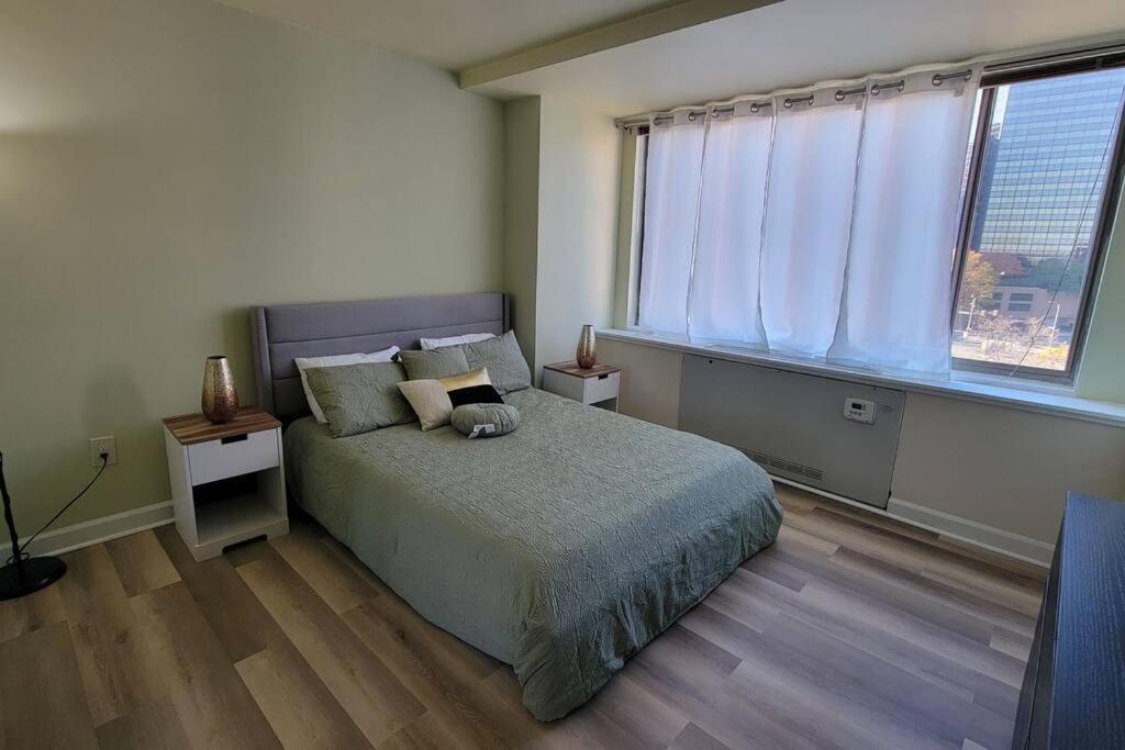 One Bedroom For Rent, 4 Sleeper * Arlington